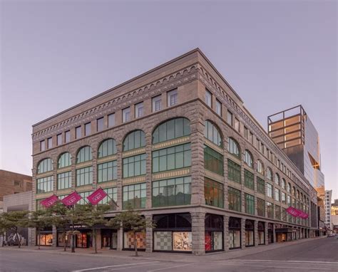 ogilvy montreal chanel|Holt Renfrew Ogilvy Opens All 6 Retail Levels in Montreal [Photos].